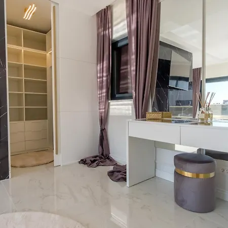 Villa Emaar *